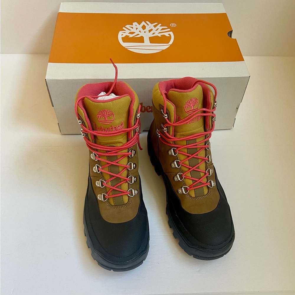 Timberland Women’s Vibram Euro Hiker Shell to Boots in size 9 1/2 NWT
